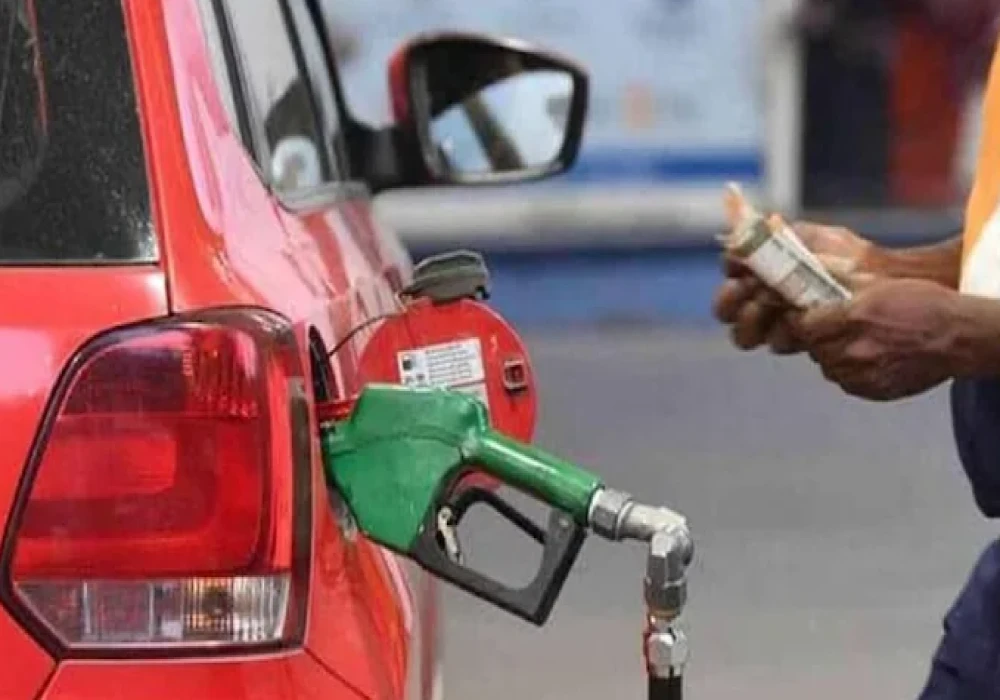 Possible Drop in Petrol and Diesel Prices with Falling Global Crude Oil Rates Possible Drop in Petrol and Diesel Prices with Falling Global Crude Oil Rates